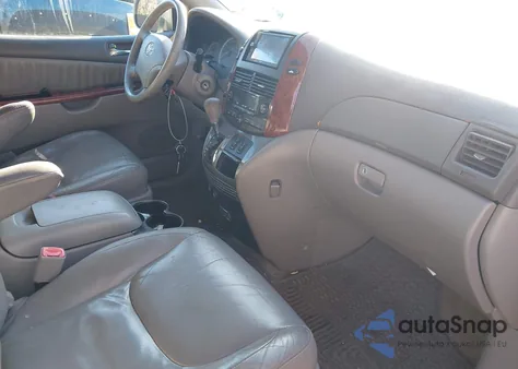 2005 Toyota Sienna Xle from USA, damaged, VIN 5TDBA22C75S052481